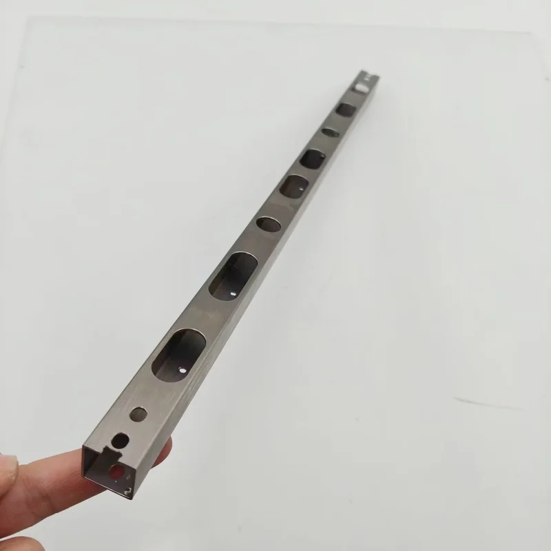 Funssor BLV MGN Cube drukarka  – 3D Printing X Axis recenzja i cena